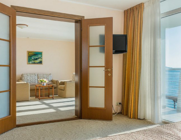 Люкс 2-местный 2-комнатный - Эко-отель «Левант»